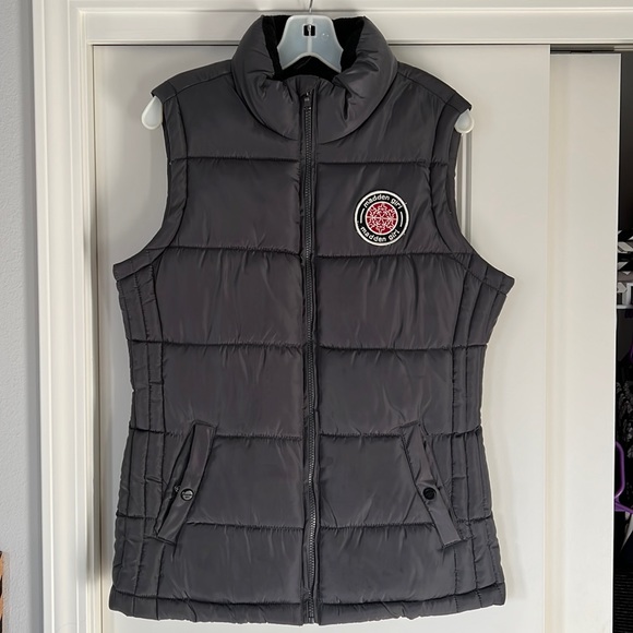 Vest - Picture 1 of 3